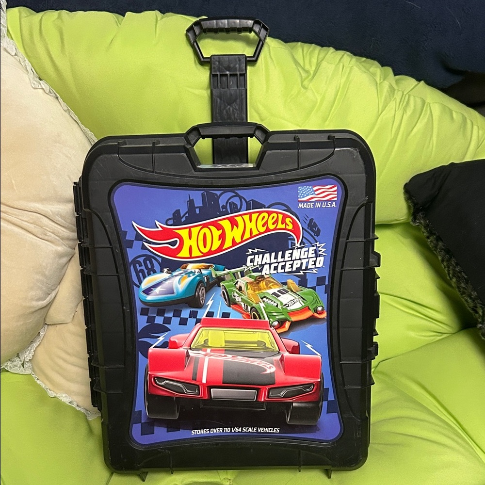 Hot Wheels Kids Black Rolling Carry Case with Red Car Graphic